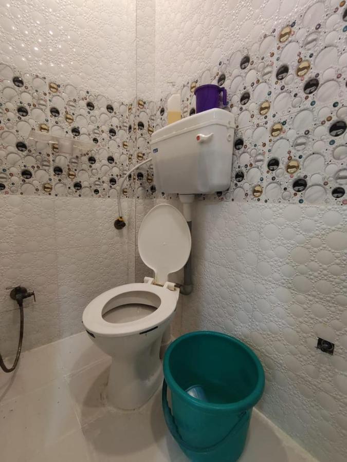 Hotel Chhavi Ujjain Exteriör bild